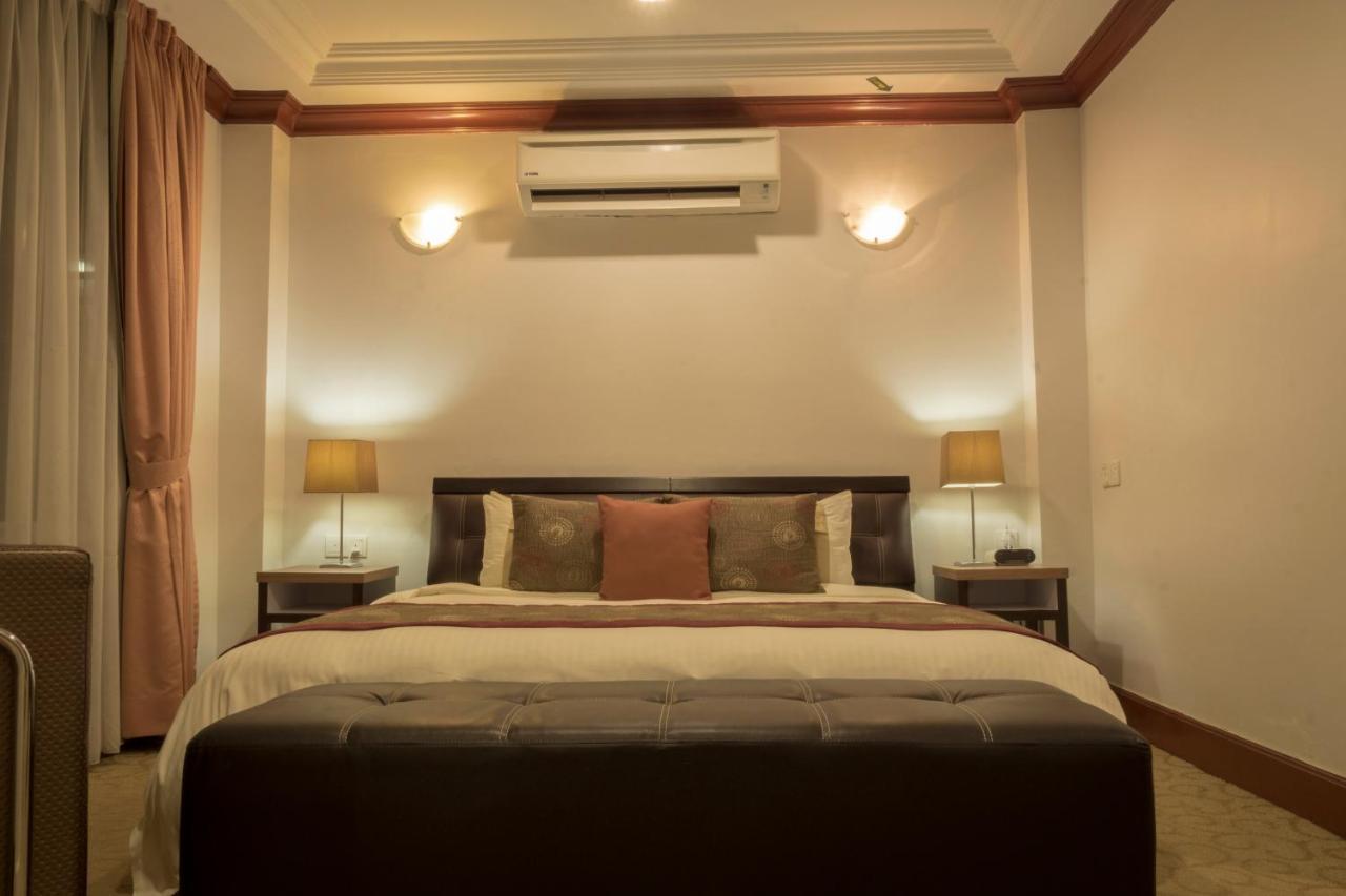 The Regency Scholar'S Inn Kuala Lumpur Exteriör bild